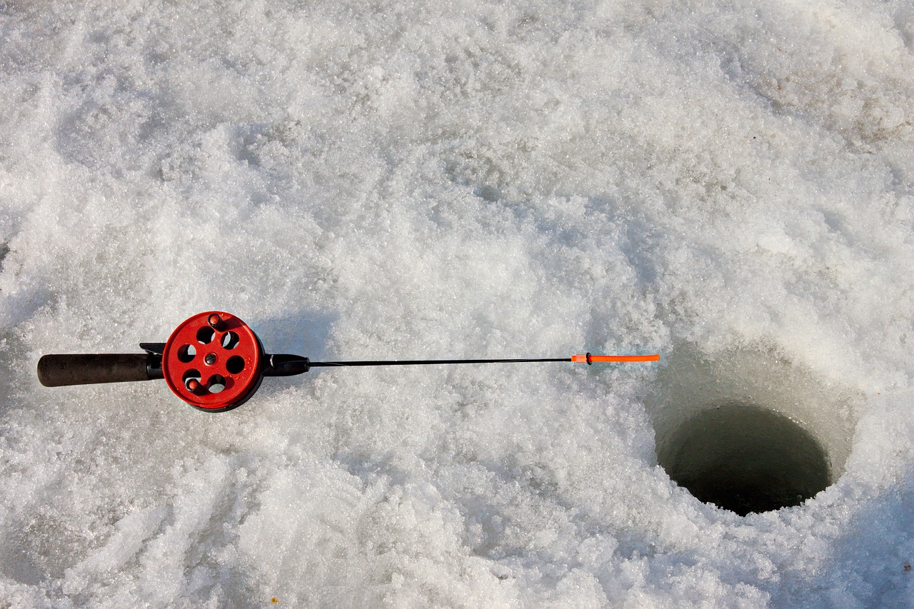 Ice Fishing on Leech Lake Tips and Tricks Leech Lake Tourism Bureau